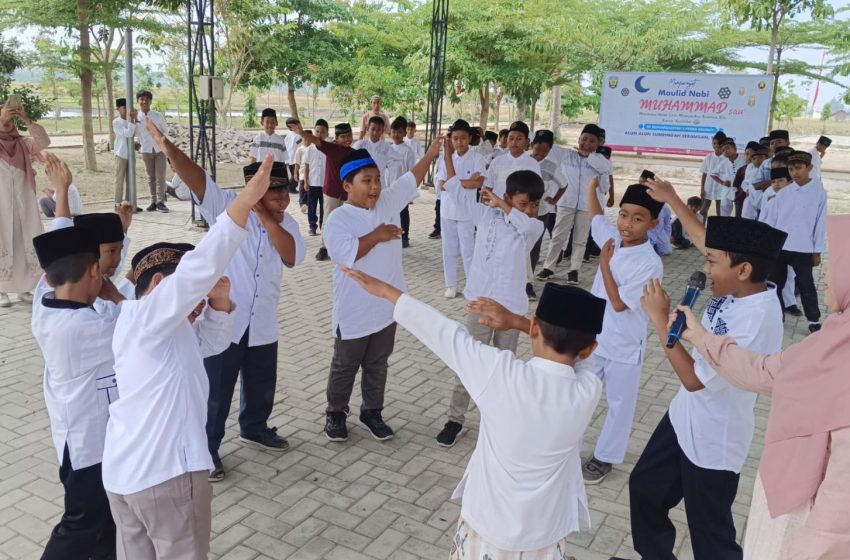 Peringati Maulid Nabi Muhammad, MIM 3 Prima Ngunut Gelar Outdoor Learning